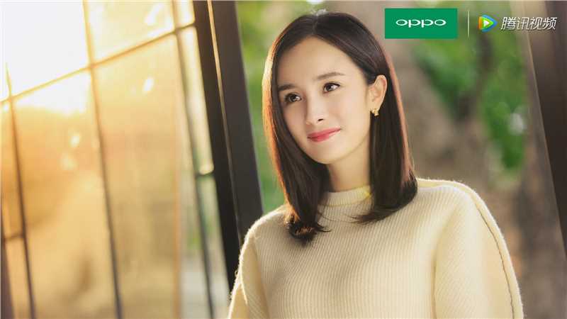 我是你的小幂phone小幂的扮演者是杨幂