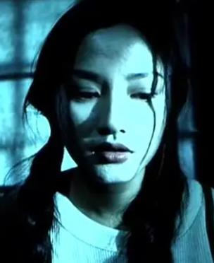 危情少女汪岚的扮演者是瞿颖