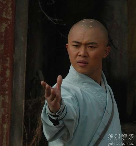 少林寺传奇之东归英雄六师兄的扮演者是许明虎