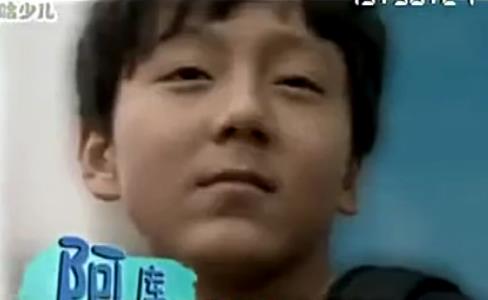 超装备小子阿库