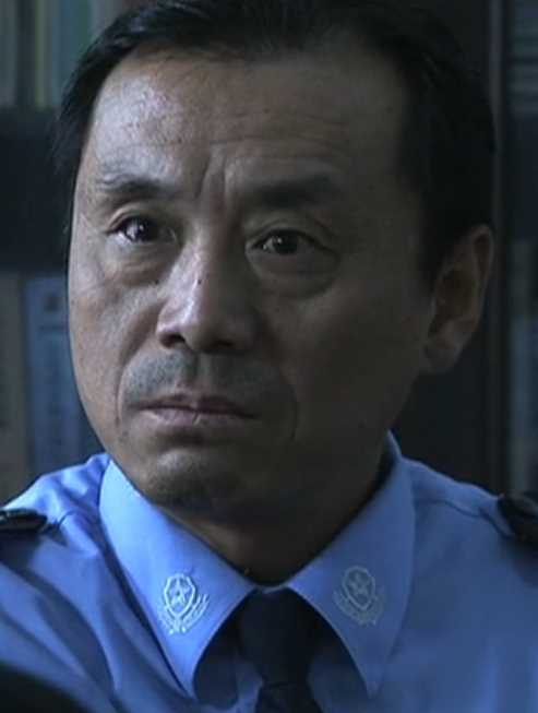 疯狂的背后崔局长