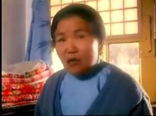 孝子贤孙伺候着陈母