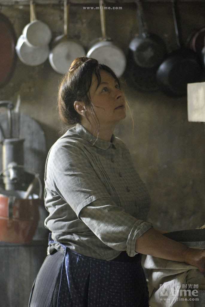 花落花开萨贺芬