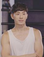 飞鱼高校生方亦磊