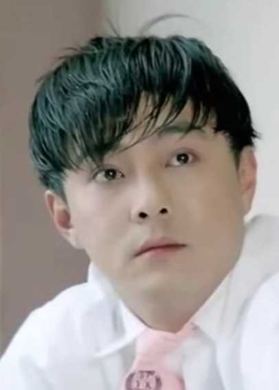 超级学校霸王陈大雄/余铁雄