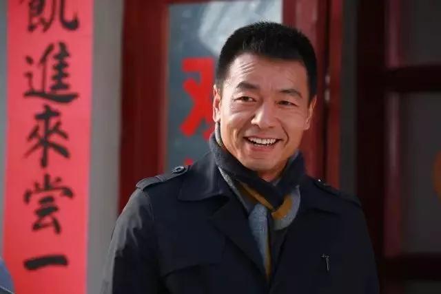 养母的花样年华董援朝的扮演者是王挺