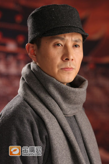 黎明前的暗战周里