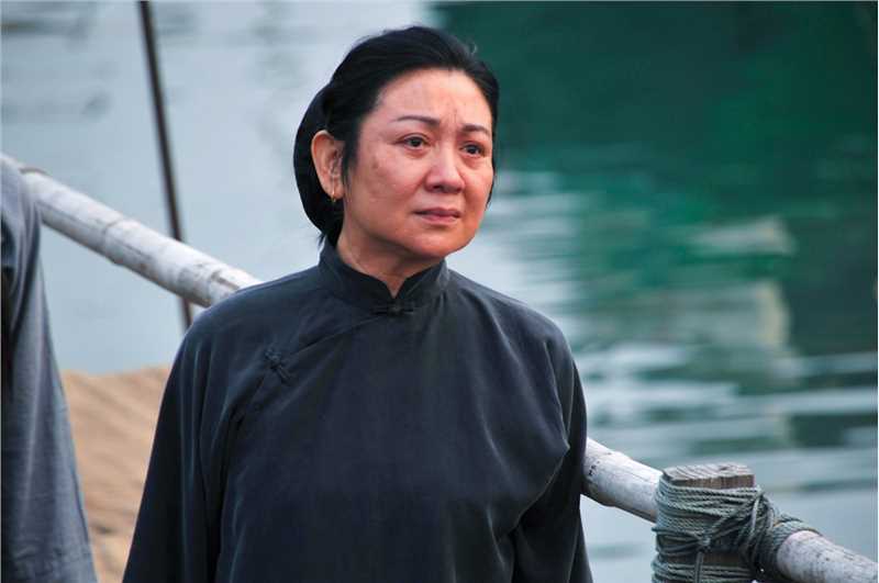 浮城大亨泉妈（老年）