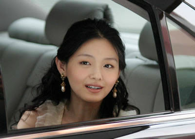 转角遇到爱俞心蕾的扮演者是徐熙媛