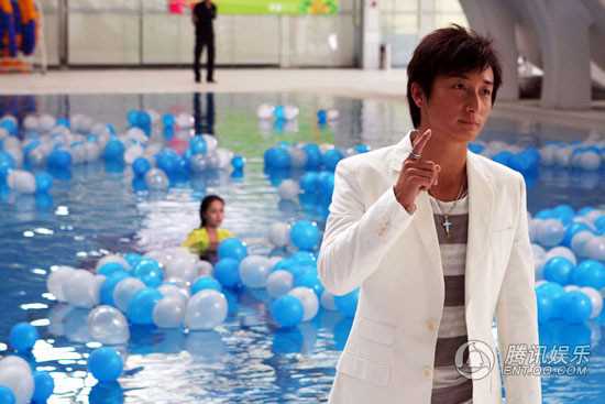 出水芙蓉郭志远