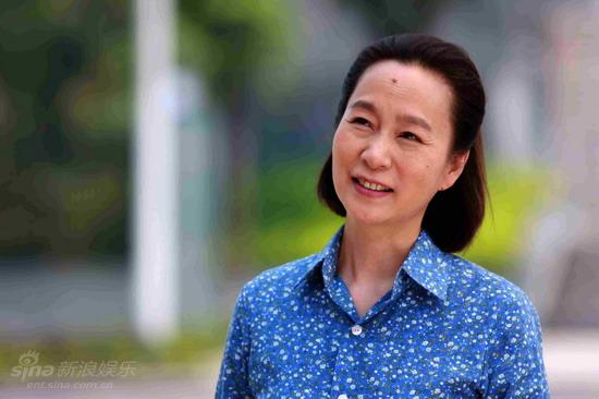 爱有多远叶母的扮演者是奚美娟