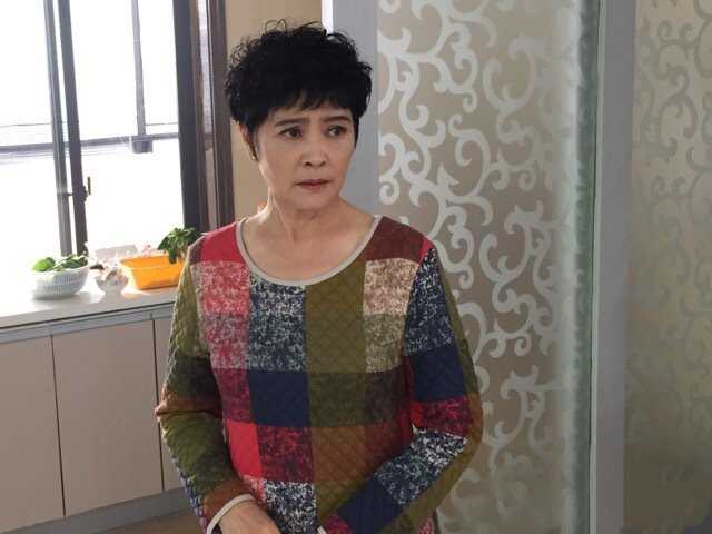 后妈许多多王秋荣