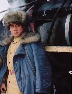 林海雪原少剑波的扮演者是于洋