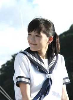 在世界中心呼唤爱广濑亚纪的扮演者是绫濑遥