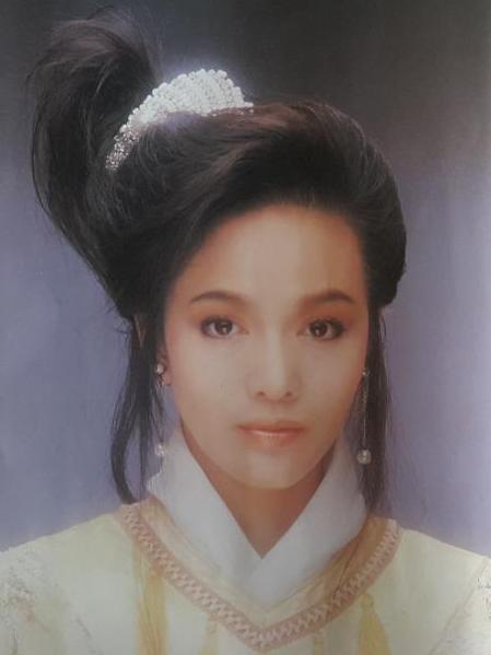 倚天屠龙记殷素素