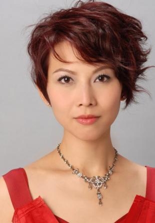 珠光宝气康雅思