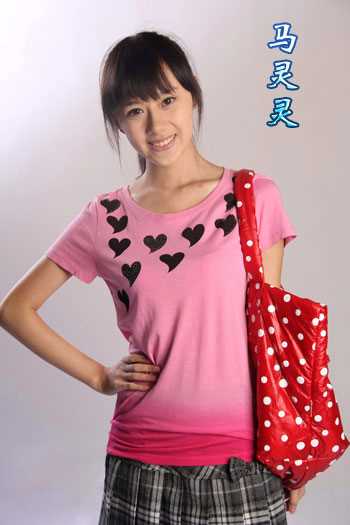 铠甲勇士拿瓦马灵灵的扮演者是曹曦月