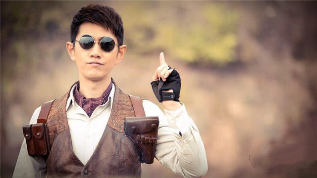 铁血荣耀袁向辰