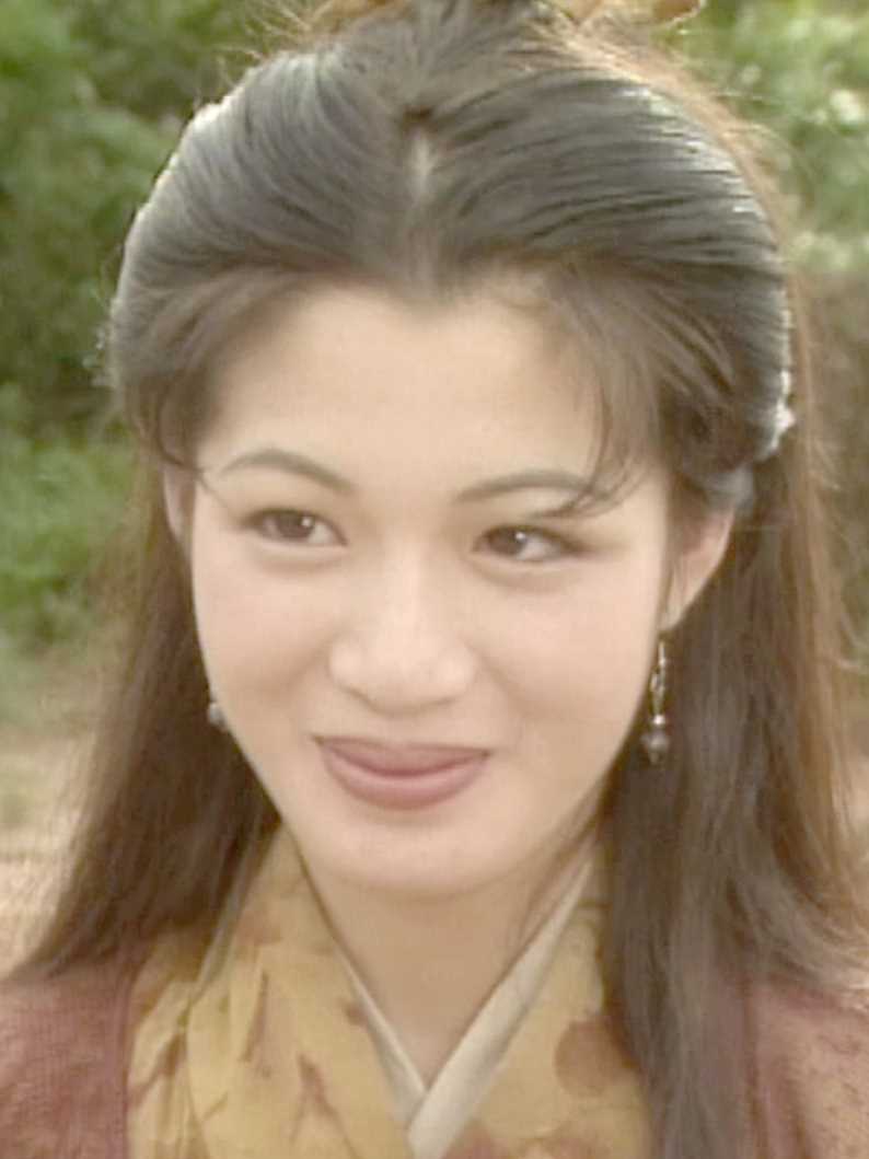 济公蓝丑丑的扮演者是陈少霞