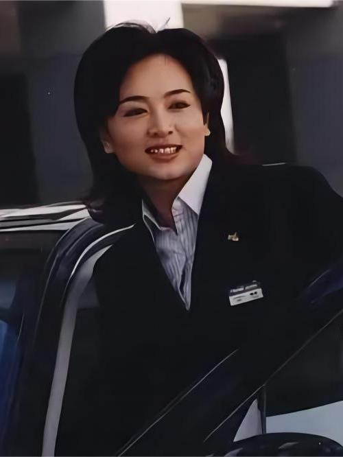 首席执行官杨阳