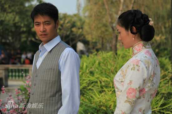 百媚千娇红浩然