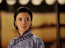 云之锦纳石失/荷叶/锦儿的扮演者是张璇