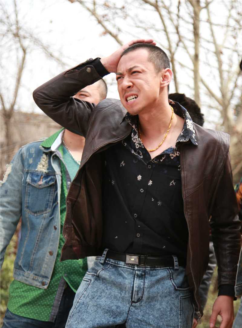 俺娘田小草牛二的扮演者是张维伊