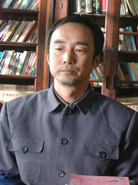 岁月罗清水的扮演者是施京明