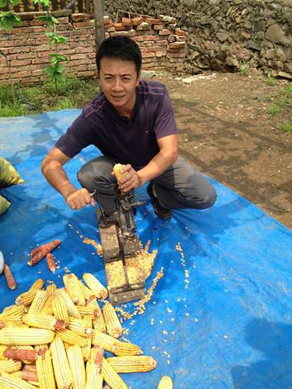 豆腐西施杨七巧钱满贵的扮演者是张一龙