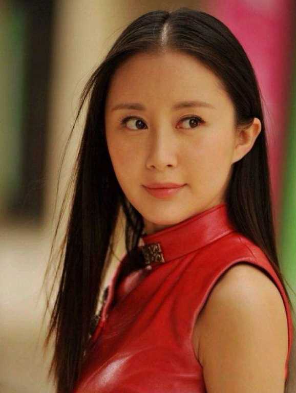 魔幻手机2傻妞归来傻妞/傻妞9号