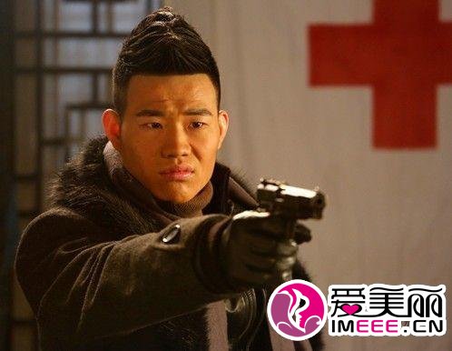 英雄联盟余文墨的扮演者是谢孟伟