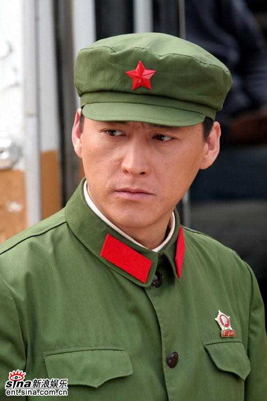 大院子女章向平