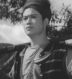 山间铃响马帮来黛乌