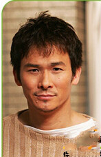 拐角的女人崛内正光