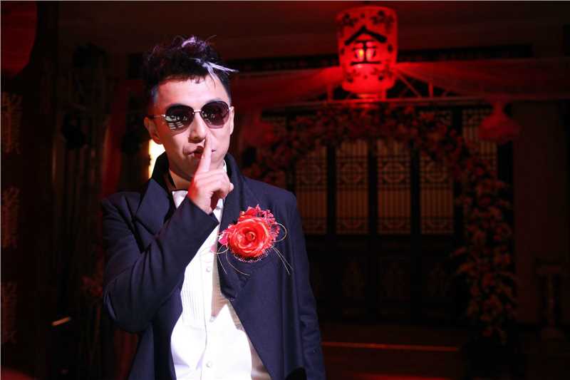 饭局也疯狂家明