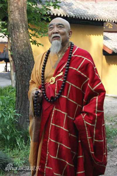 聪明小空空方丈