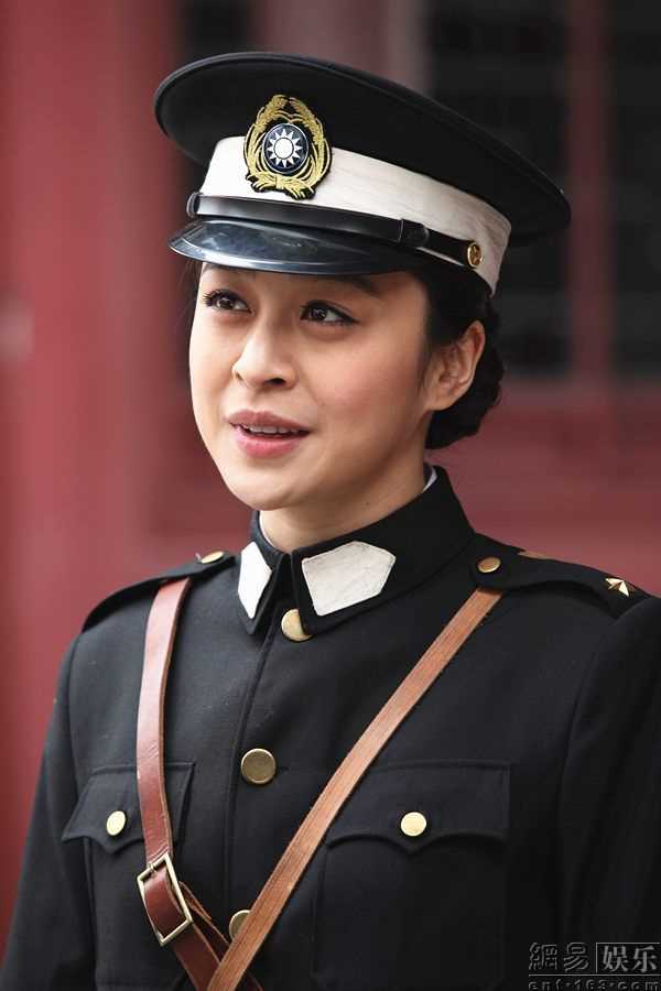 血色玫瑰2之女子别动队雷飒