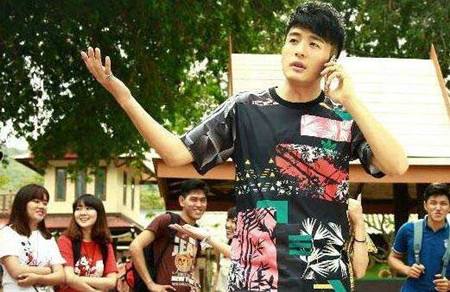 废柴兄弟5泰爽江上饮