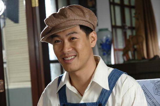 侦探成旭之龙城岁月邓凯