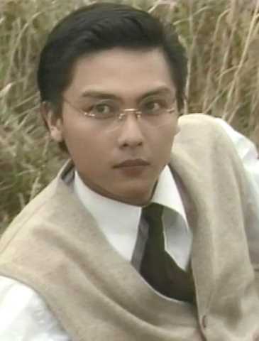 大香港康钧的扮演者是关礼杰