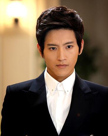 只能活一个苏城的扮演者是张峻宁