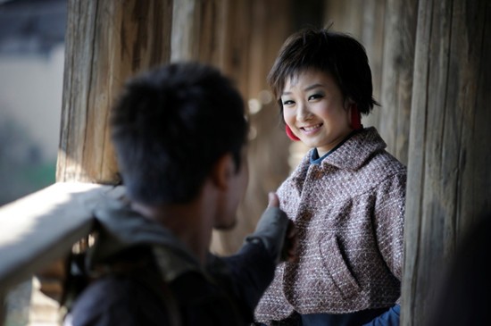 为你而来梅子的扮演者是霍泥芳