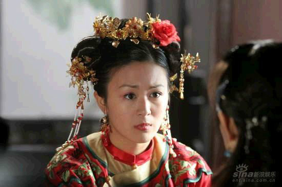 戆夫成龙凌彩蝶