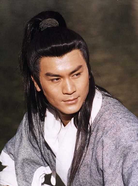 保镖之翡翠娃娃程铁衣