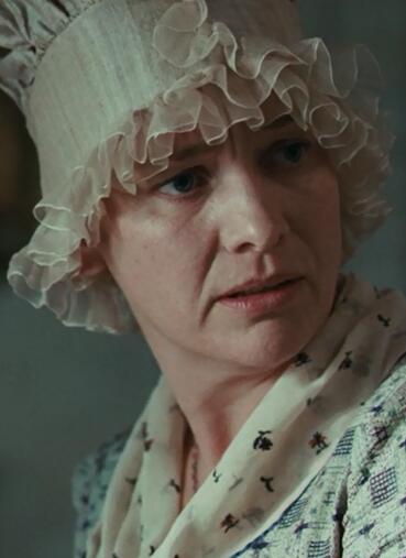 明亮的星芬尼的母亲