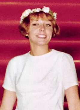 雏菊玛丽Ⅱ的扮演者是Ivana Karbanová