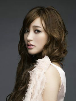 那是一个春天慕容春天的扮演者是金莎