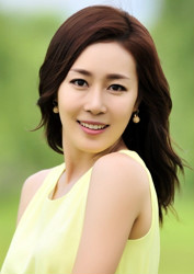 妈妈徐智恩的扮演者是文晶熙