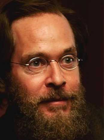 隐形女郎威尔基·柯林斯