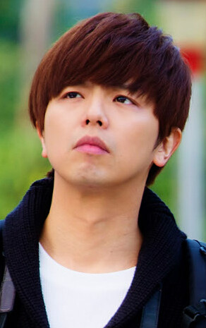 巷弄里的那家书店李泽暄